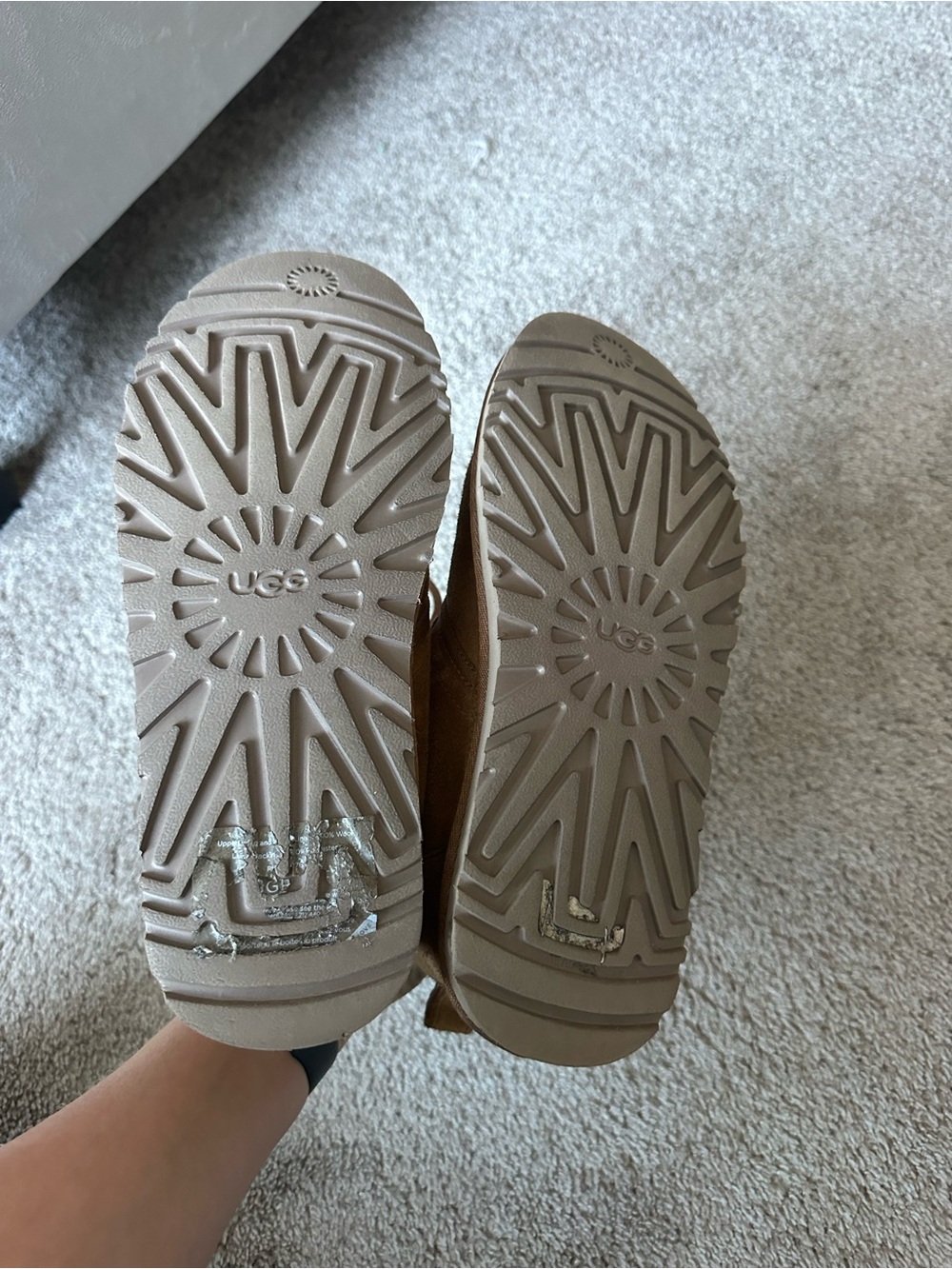 UGG Chukka Boot - Picture 6 of 12